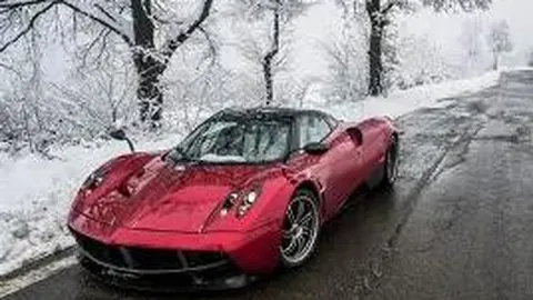 汪涵旧照公开，昔日校园风度翩翩