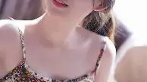 黄晓明未料，前妻杨颖另辟蹊径，踏上新征程